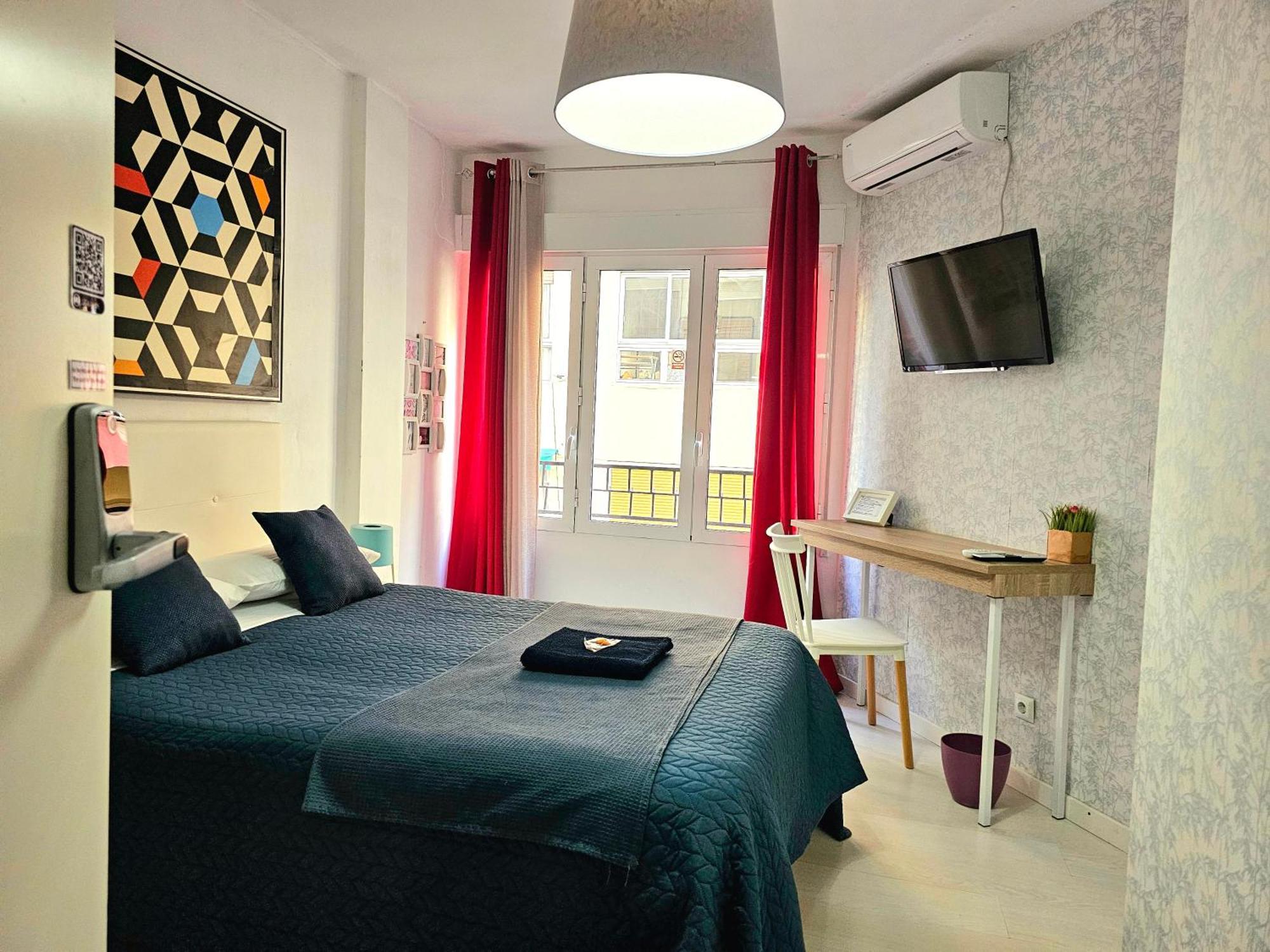 Centric Rooms Mercado アリカンテ エクステリア 写真